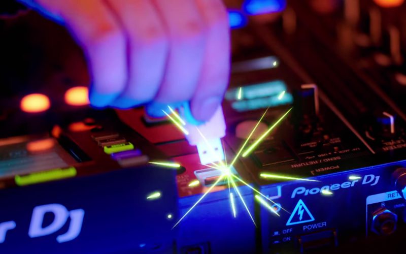 Pioneer DJ in “Light It Up” by Marshmello