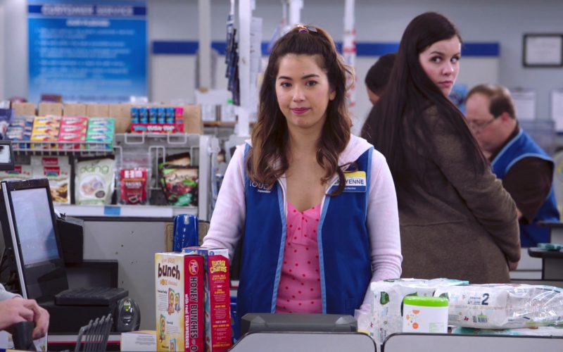 Post Honey Bunches & General Mills Lucky Charms Cereals in Superstore – Season 4, Episode 15, Salary (2019)