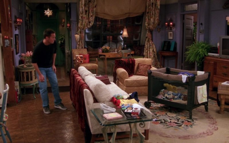 Puma Shoes Worn by Matthew Perry (Chandler Bing) in Friends Season 9 Episode 14