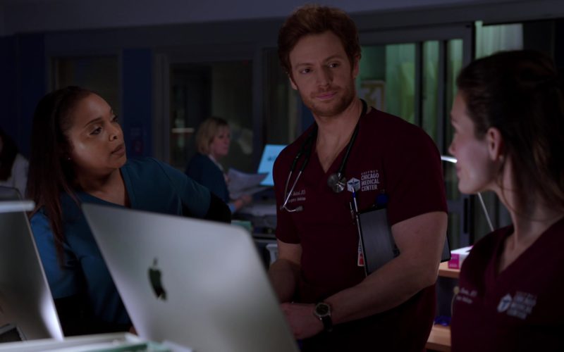 Apple iMac Computer Used by Nick Gehlfuss in Chicago Med (4)