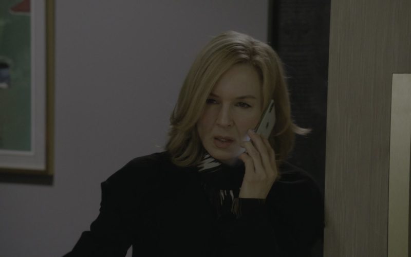 Apple iPhone Smartphone Used by Renée Zellweger in What/If - Season 1, Episode 10, What Remains (2019)