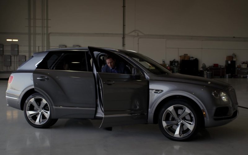 Bentley Bentayga SUV in Sneaky Pete – Season 3, Episode 5 (1)