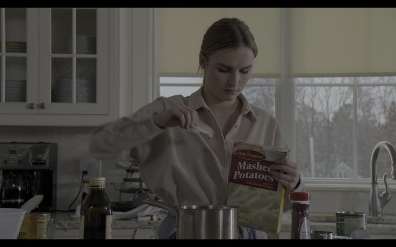 Chef's Cupboard Mashed Potatoes Held by Olivia DeJonge in The Society (3)