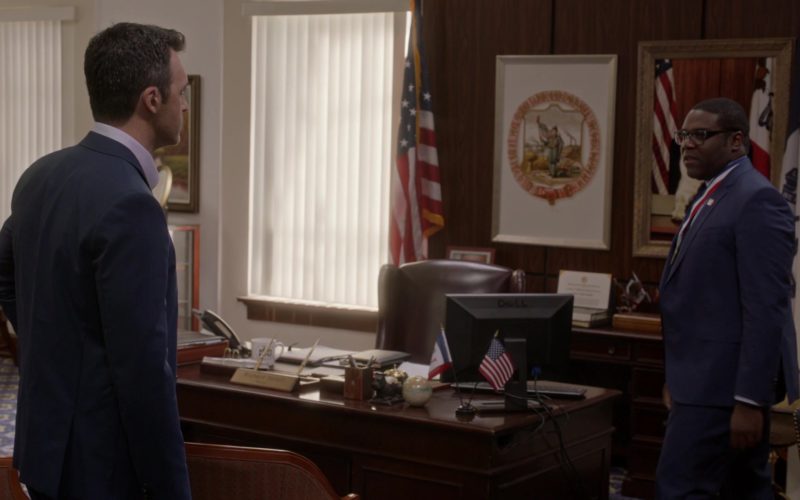 Dell Computer Monitor Used by Sam Richardson in Veep