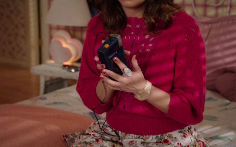 Sony Portable Player Used by Hayley Orrantia in The Goldbergs (1)