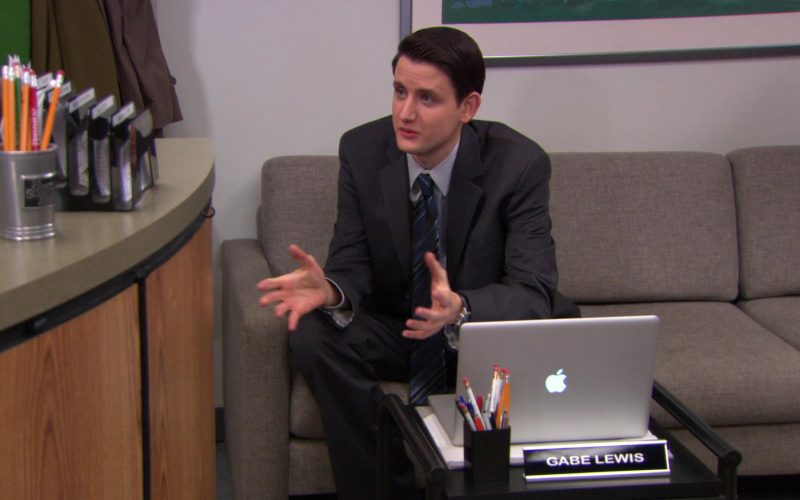 Apple MacBook Pro Laptop Used by Zach Woods (Gabe Lewis) in The Office (1)