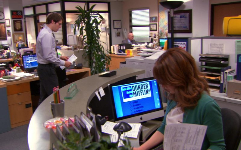 Apple iMac Computer Used by Ellie Kemper (Erin Hannon) in The Office – Season 9, Episode 12