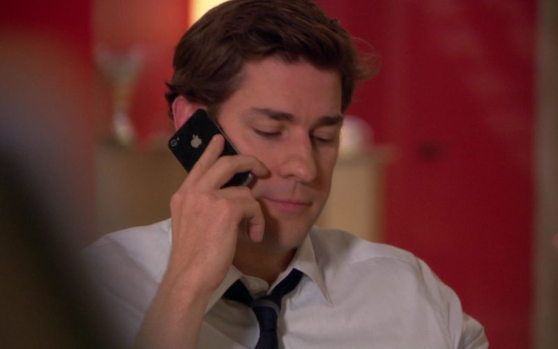 Apple iPhone Smartphone Used by John Krasinski (Jim Halpert) in The Office (5)