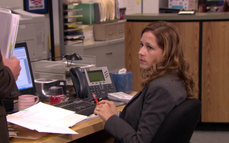 Cisco Phone Used by Jenna Fischer (Pam Beesly) in The Office – Season 6, Episode 7 (1)