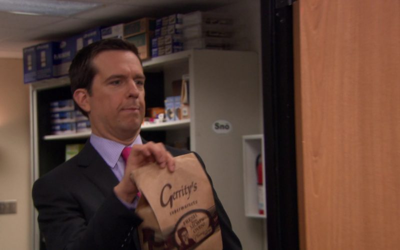 Gerrity's Supermarkets Paper Bag Held by Ed Helms (Andy Bernard) in The Office – Season 8, Episode 7, "Pam's Replacement" (2011)