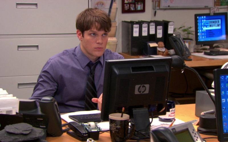 HP Computer Monitor Used by Jake Lacy (Pete Miller) in The Office (1)