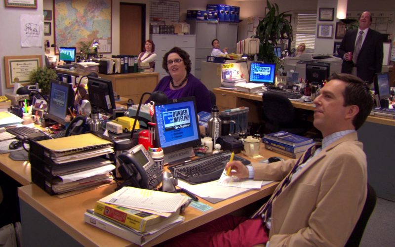HP Monitor & Cisco Phone Used by Ed Helms (Andy Bernard) in The Office