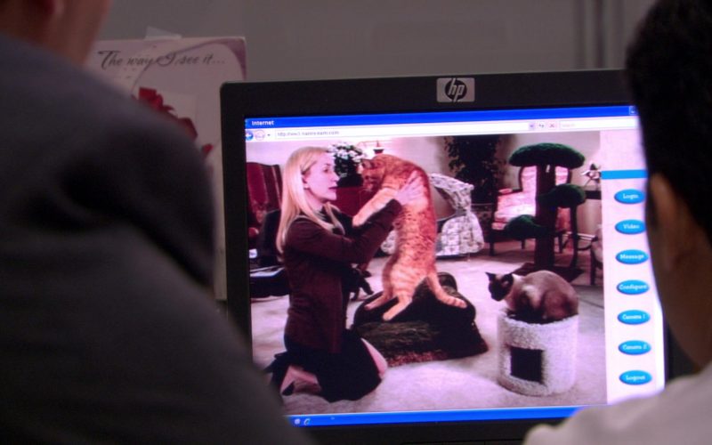 HP Monitor Used by Angela Kinsey (Angela Martin) in The Office (4)