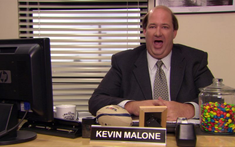 HP Monitor Used by Brian Baumgartner (Kevin Malone) in The Office (1)