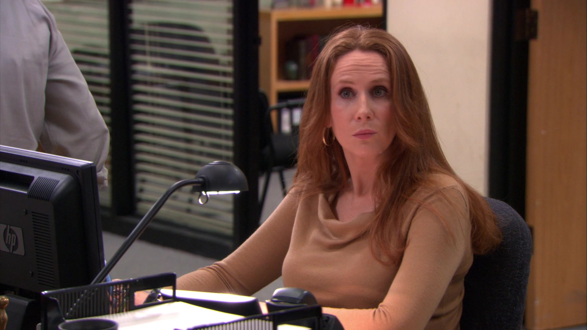 HP Monitor Used By Catherine Tate (Nellie Bertram) In The Office – Season  9, Episode 16, 