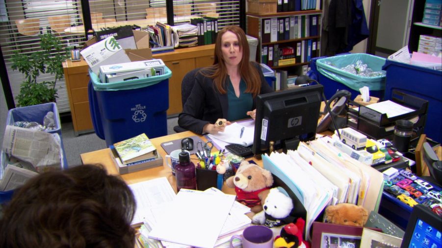 HP Monitor Used By Catherine Tate (Nellie Bertram) In The Office Season 9, Episode 1, "New
