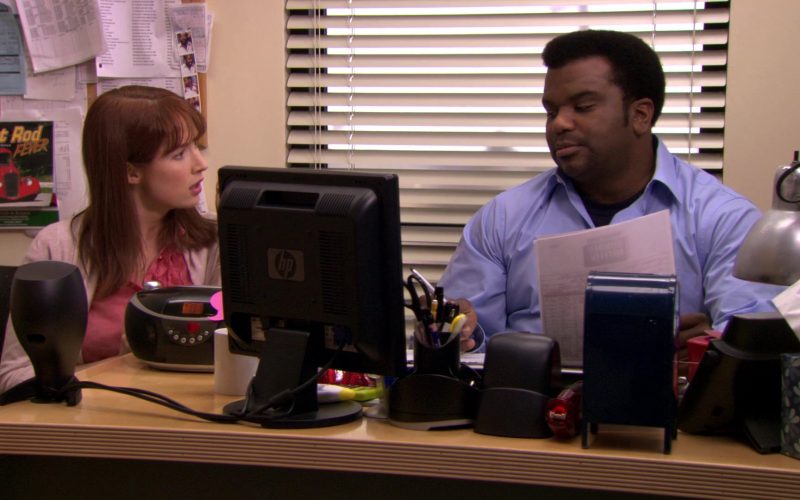 HP Monitor Used by Craig Robinson (Darryl Philbin) in The Office (3)