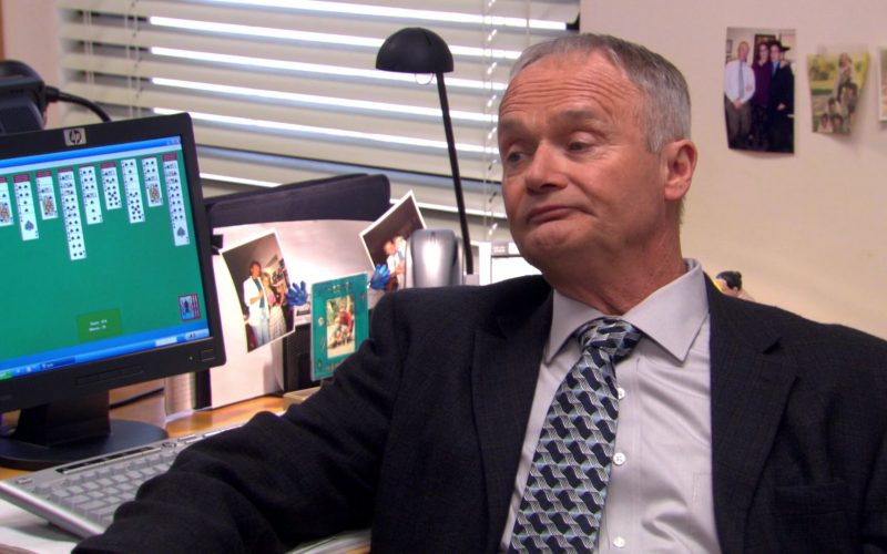HP Monitor Used by Creed Bratton in The Office