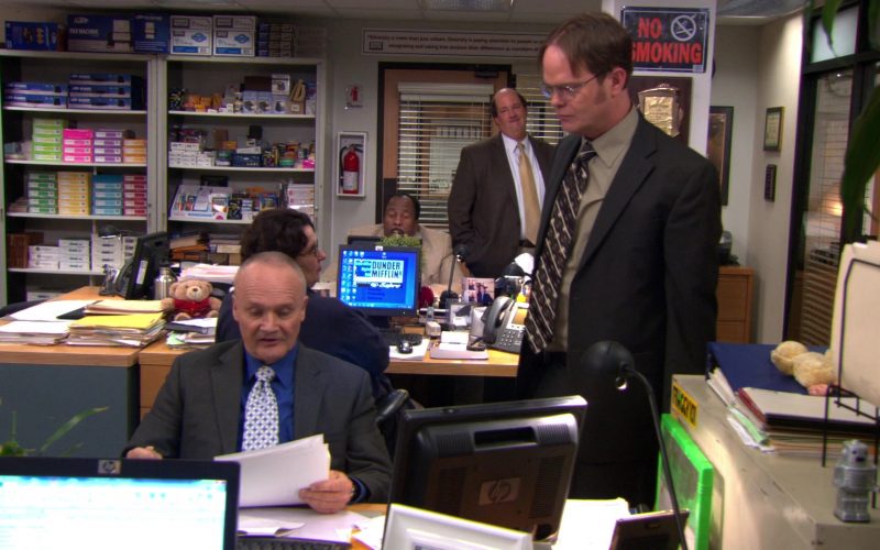 HP Monitor Used by Creed Bratton in The Office