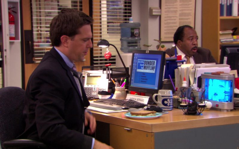 HP Monitor Used by Ed Helms (Andy Bernard) in The Office (1)