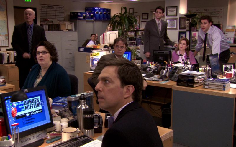 HP Monitor Used by Ed Helms (Andy Bernard) in The Office