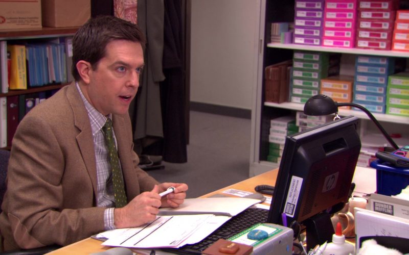 HP Monitor Used by Ed Helms (Andy Bernard) in The Office – Season 5, Episode 16 (2)