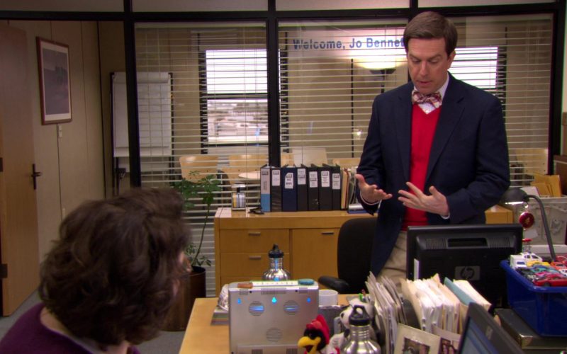 HP Monitor Used by Ed Helms (Andy Bernard) in The Office – Season 6, Episode 16