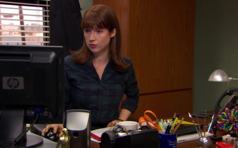 HP Monitor Used by Ellie Kemper (Erin Hannon) (1)