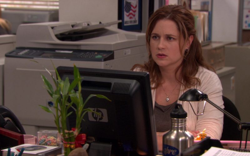 HP Monitor Used by Jenna Fischer (Pam Beesly) in The Office (3)