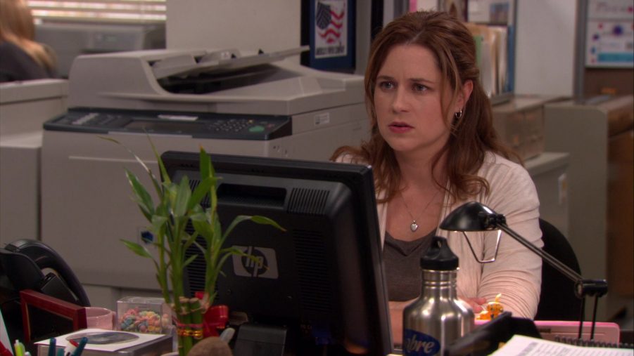 HP Monitor Used by Jenna Fischer (Pam Beesly) in The Office – Season 8 ...