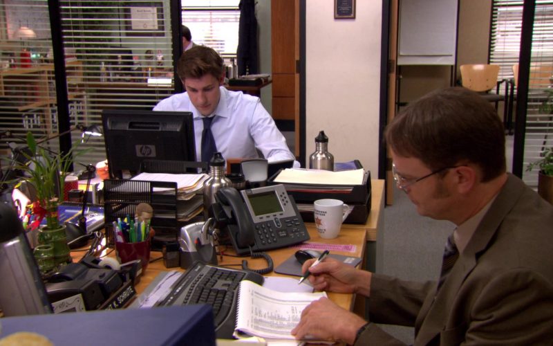 HP Monitor Used by John Krasinski (Jim Halpert) & Cisco Phone Used by Rainn Wilson (Dwight Schrute) in The Office