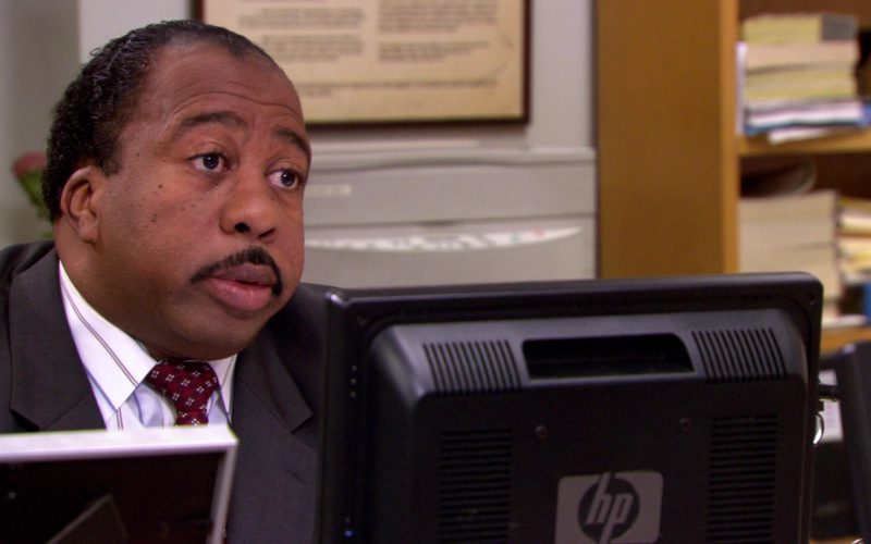 HP Monitor Used by Leslie David Baker (Stanley Hudson) in The Office – Season 4, Episodes 3-4 (3)