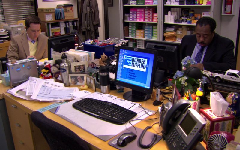 HP Monitor Used by Leslie David Baker (Stanley Hudson) in The Office – Season 6, Episode 24