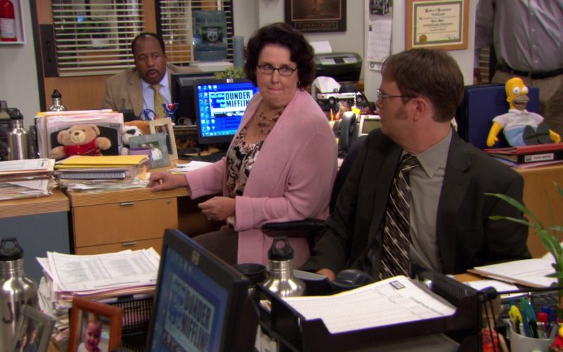 HP Monitor Used by Phyllis Smith (Phyllis Vance) in The Office