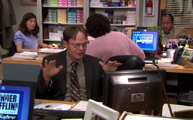 HP Monitor Used by Rainn Wilson (Dwight Schrute) in The Office (1)