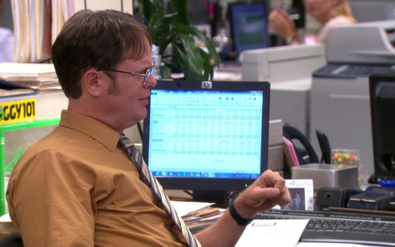 HP Monitor Used by Rainn Wilson (Dwight Schrute) in The Office