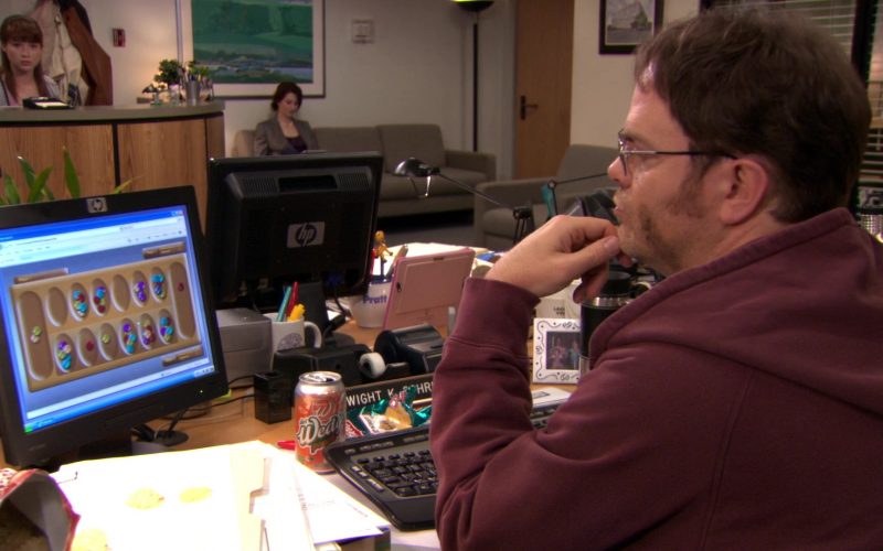 HP Monitor Used by Rainn Wilson (Dwight Schrute) in The Office – Season 7 (1)