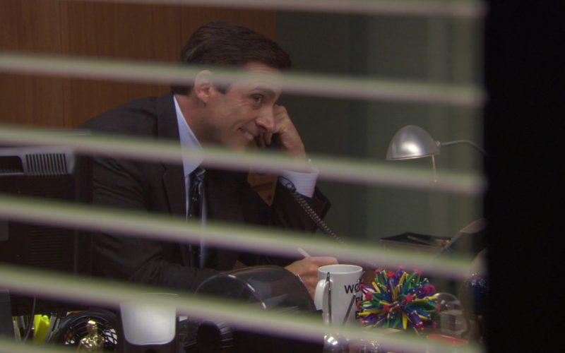 HP Monitor Used by Steve Carell (Michael Scott) in The Office