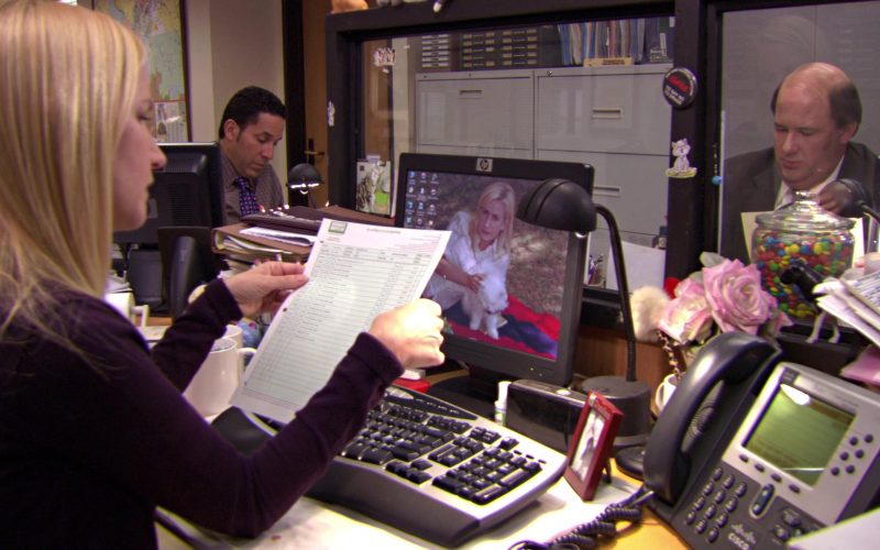 HP Monitor and Cisco Phone Used by Angela Kinsey (Angela Martin) in The Office (1)