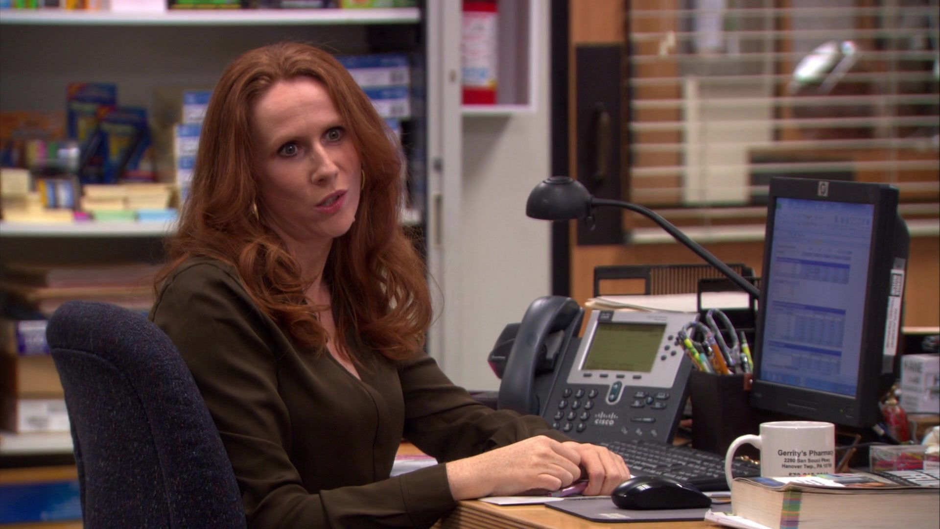 HP Monitor And Cisco Phone Used By Catherine Tate (Nellie Bertram) In The  Office – Season 9, Episode 13, 