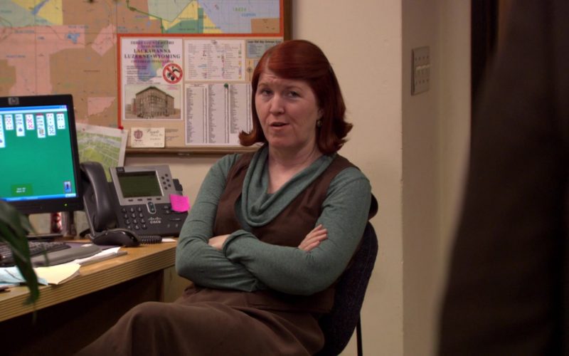 HP Monitor and Cisco Phone Used by Kate Flannery (Meredith Palmer) in The Office