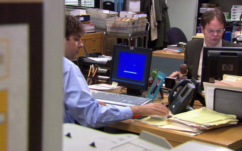 HP Monitors Used by John Krasinski (Jim Halpert) & Rainn Wilson (Dwight Schrute) in The Office