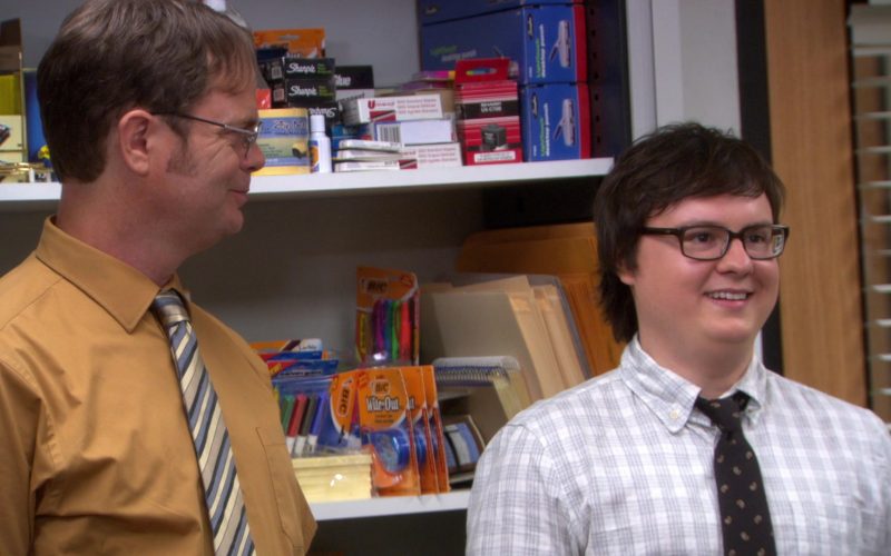 Sharpie and BIC in The Office – Season 9, Episode 1, New Guys