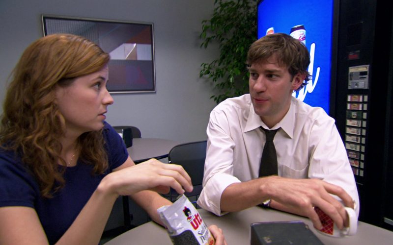 UTZ Snacks Held by Jenna Fischer (Pam Beesly) in The Office (2)