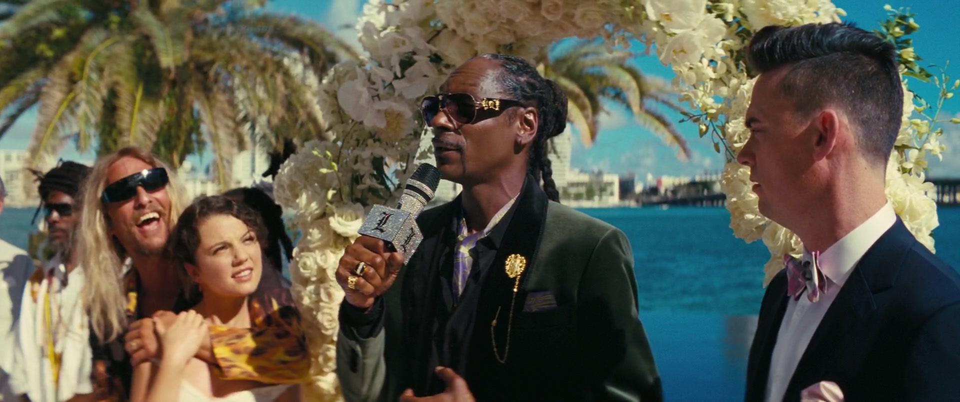 Versace Sunglasses With Medusa Logo Worn By Snoop Dogg In The Beach Bum ...