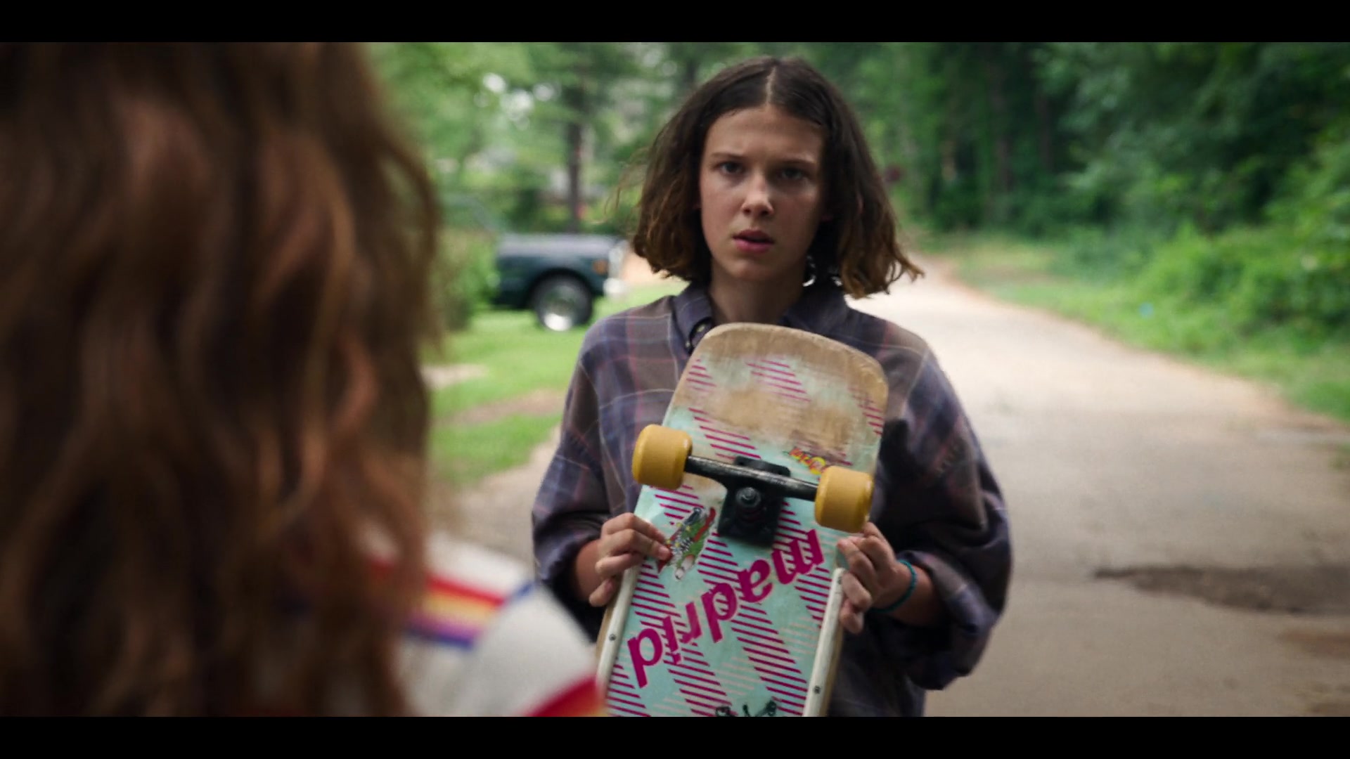 Madrid Skateboard Held By Millie Bobby Brown As Eleven Or ...