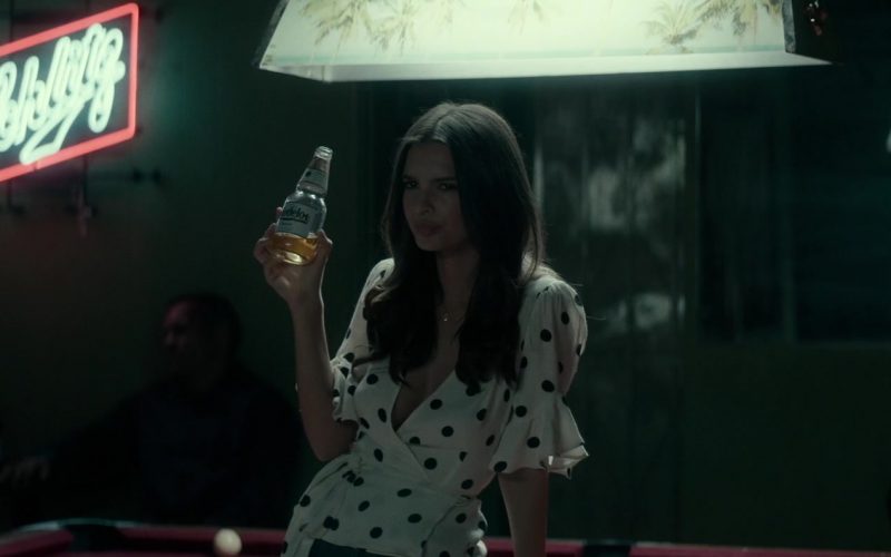 Schlitz Sign and Modelo Beer Enjoyed by Emily Ratajkowski in Lying and Stealing (2019)