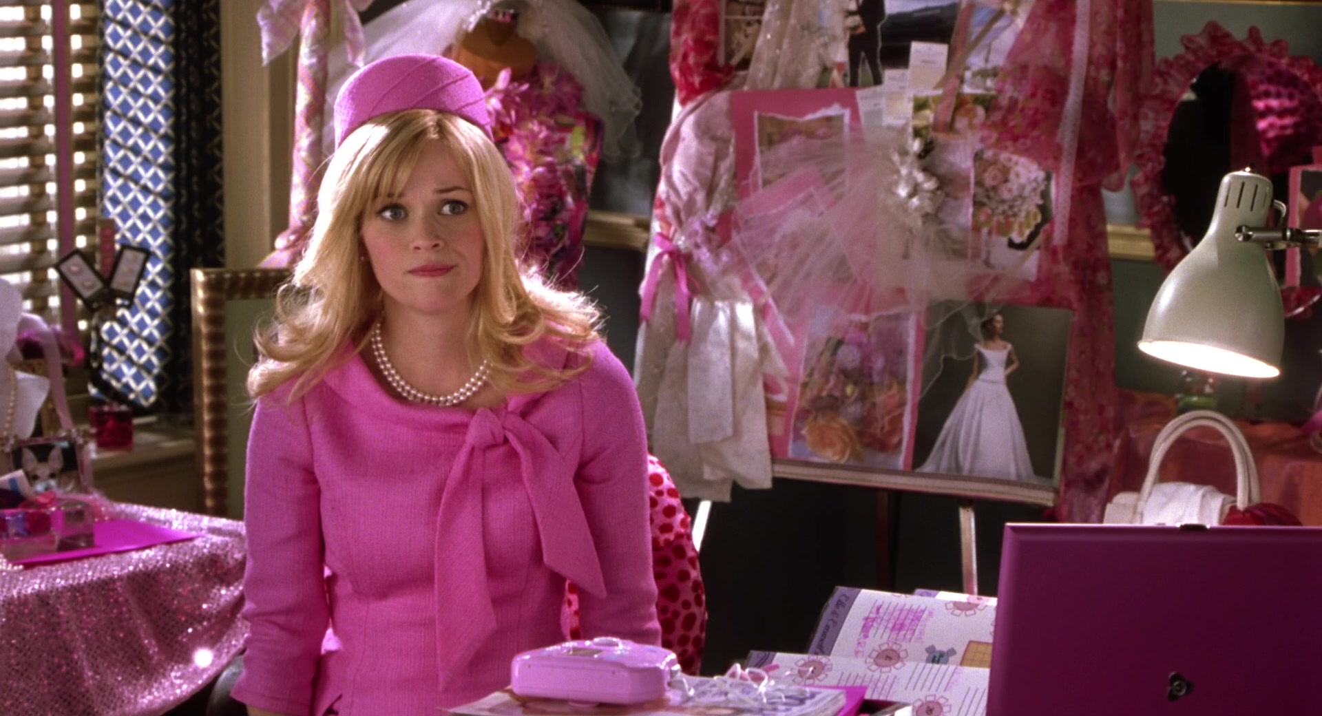 Gateway Notebook Used by Reese Witherspoon as Elle Woods in Legally Blonde ...