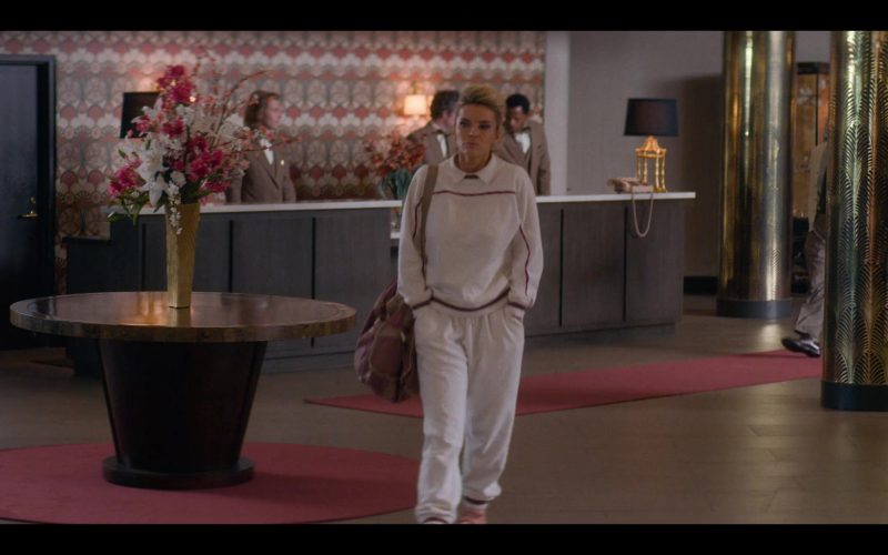 Gucci White Sweatshirt & Sweatpants Worn by Betty Gilpin as Debbie ‘Liberty Belle' Eagan in Glow (1)