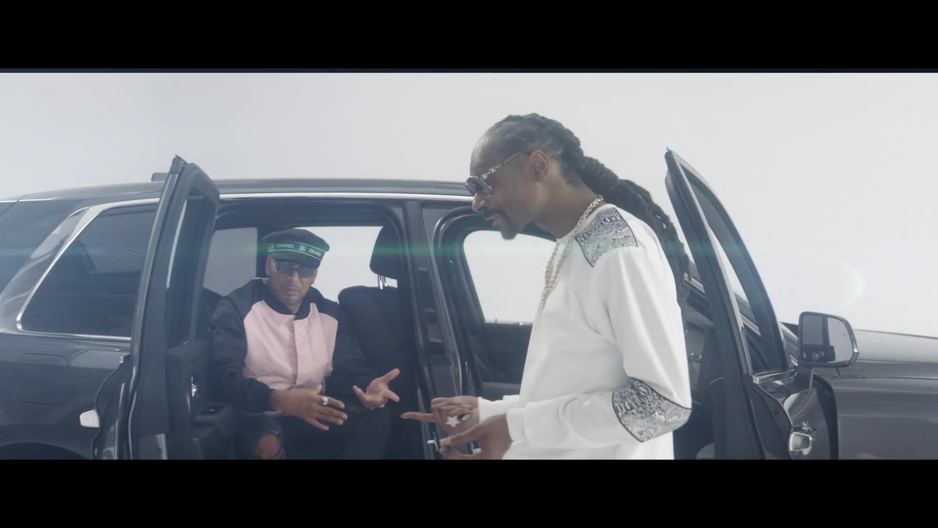 Rolls-Royce Cullinan Car In Countdown By Snoop Dogg Feat. Swizz Beatz ...